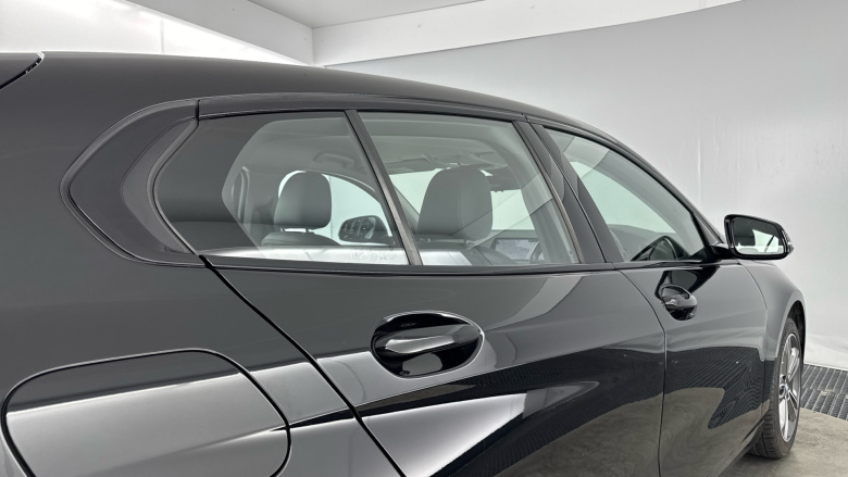 BMW 1 Series 118i Sport 5dr Petrol Hatchback